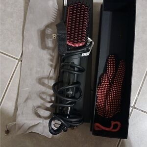 Black and Red Hair Styling Brush